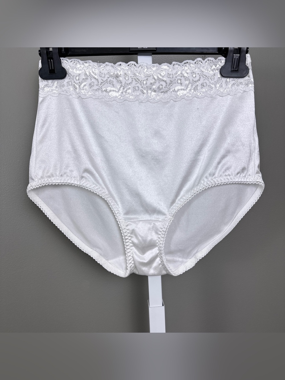 Underscore Women's Stretch Satin High-Waist Brief XL with Lace Waistband White